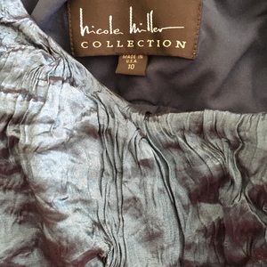 Beautiful down to the knee Nicole Miller dress